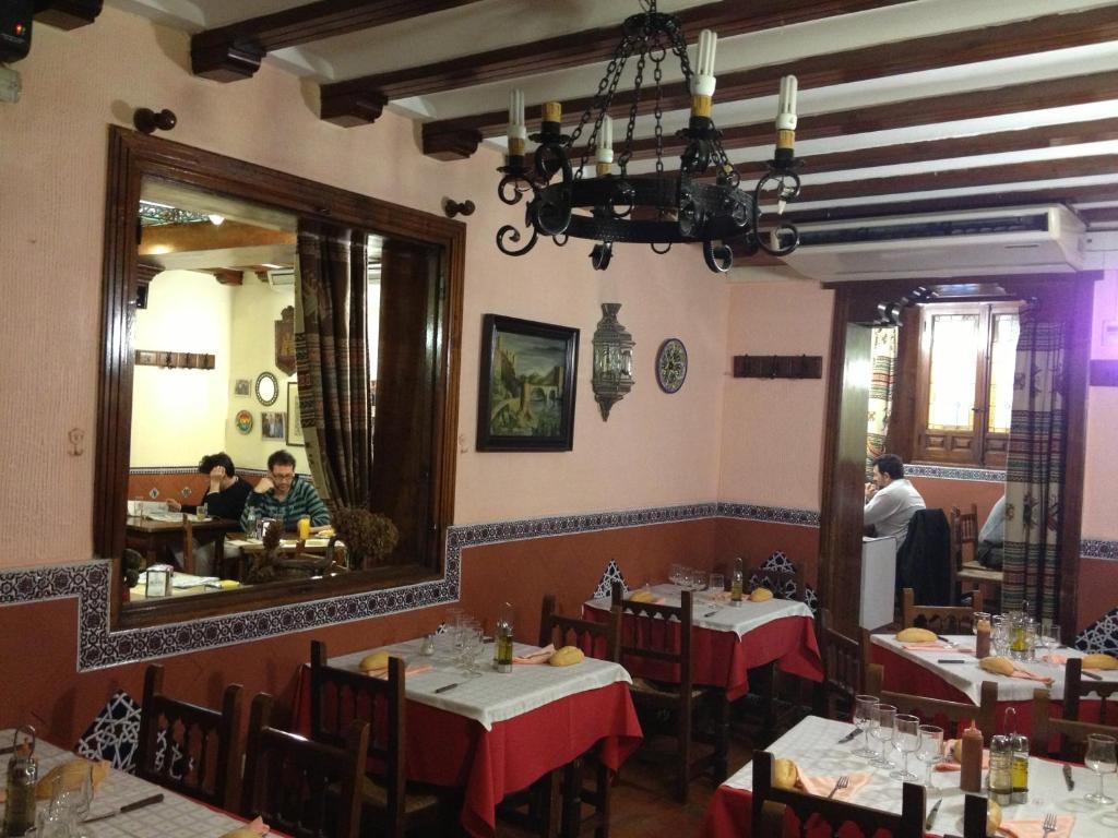 Hostal Palacios Toledo Esterno foto