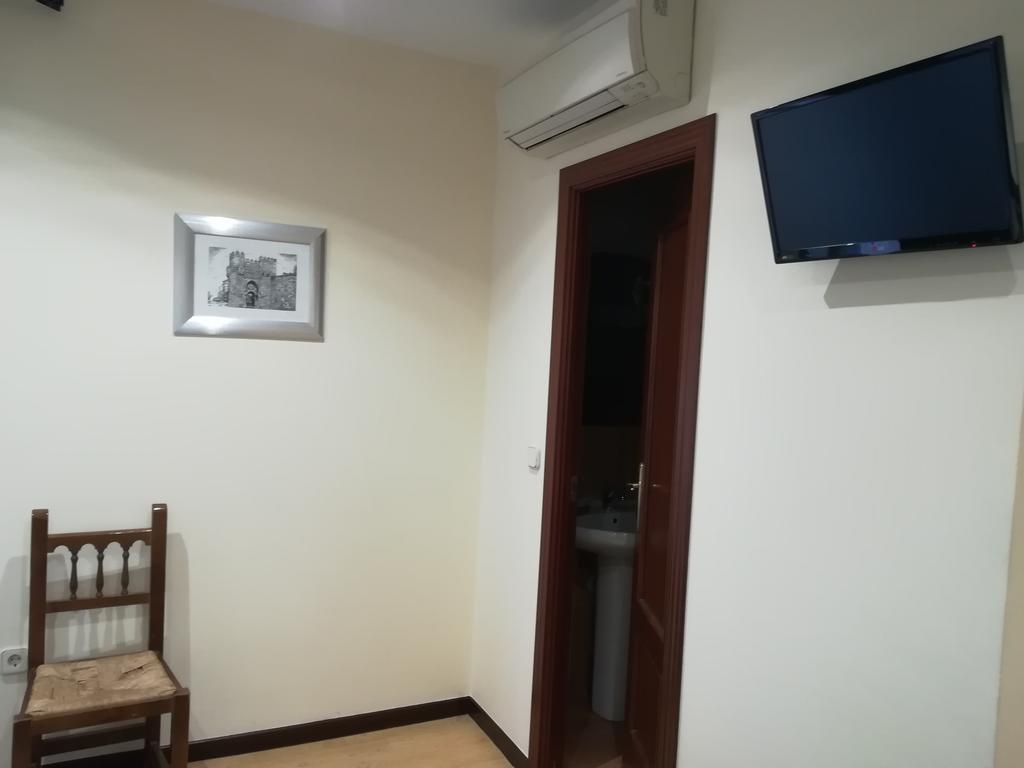 Hostal Palacios Toledo Esterno foto